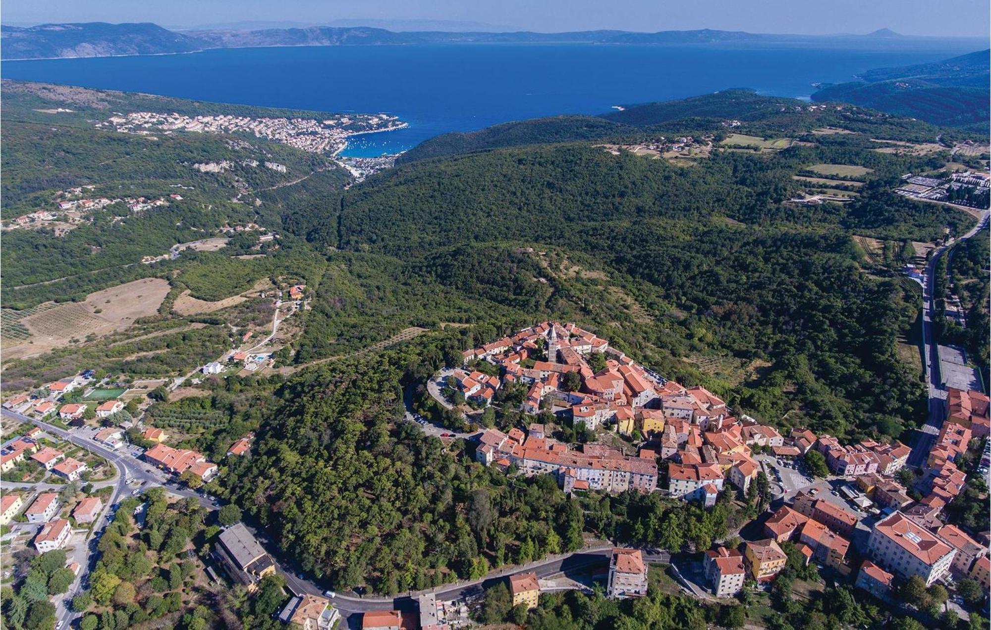 Amazing Apartment In Labin With House Sea View Buitenkant foto