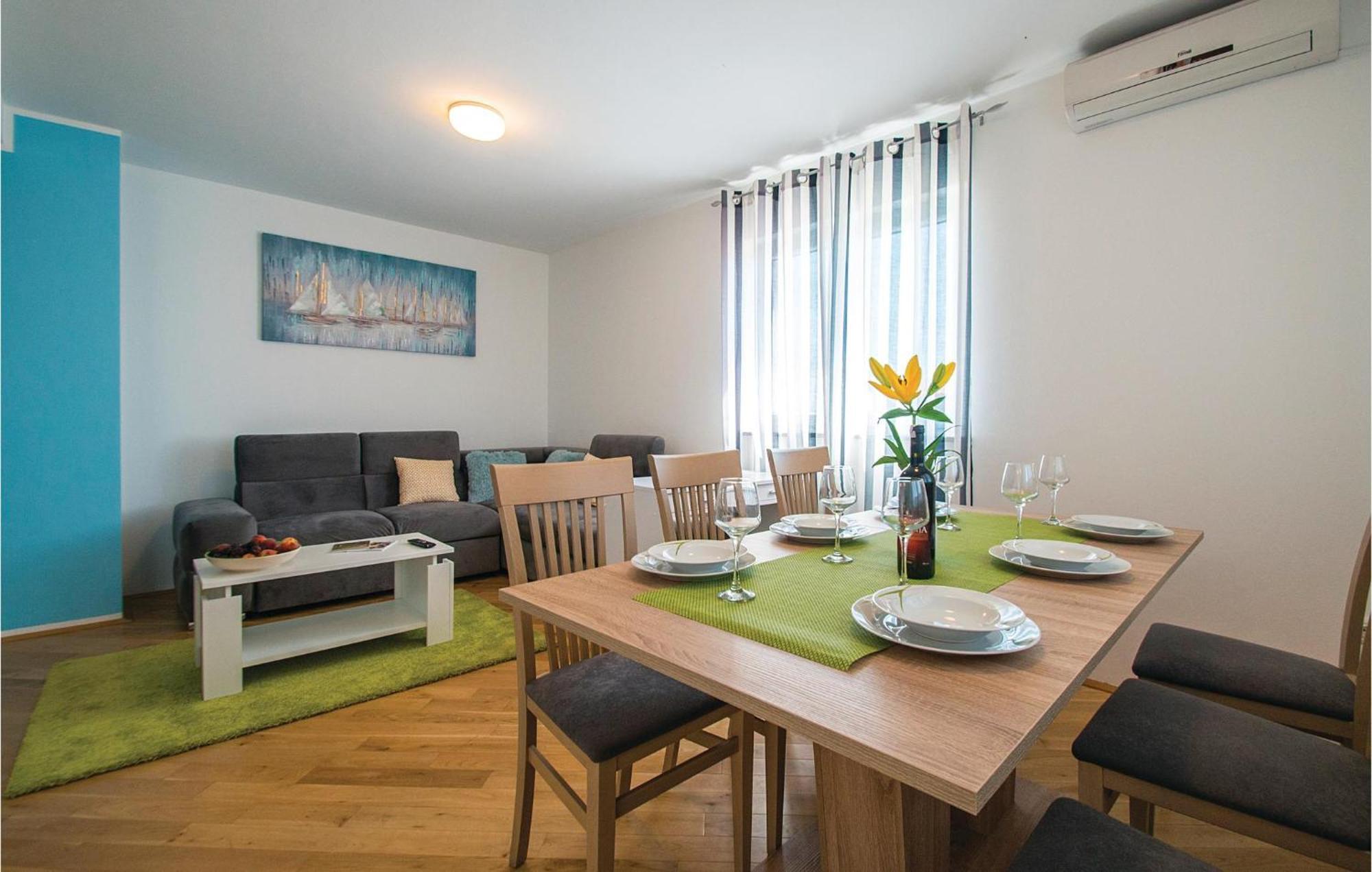 Amazing Apartment In Labin With House Sea View Buitenkant foto