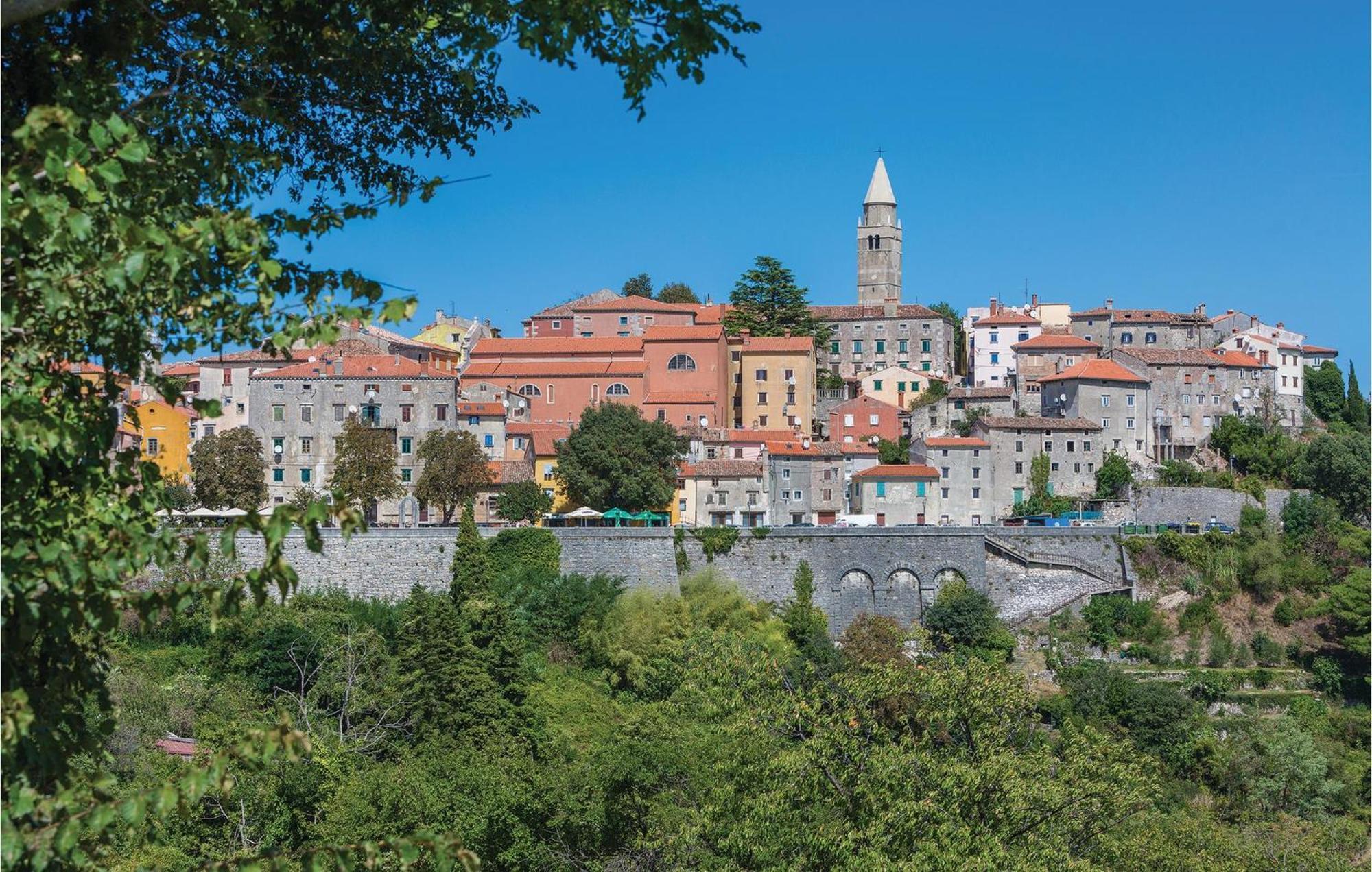 Amazing Apartment In Labin With House Sea View Buitenkant foto