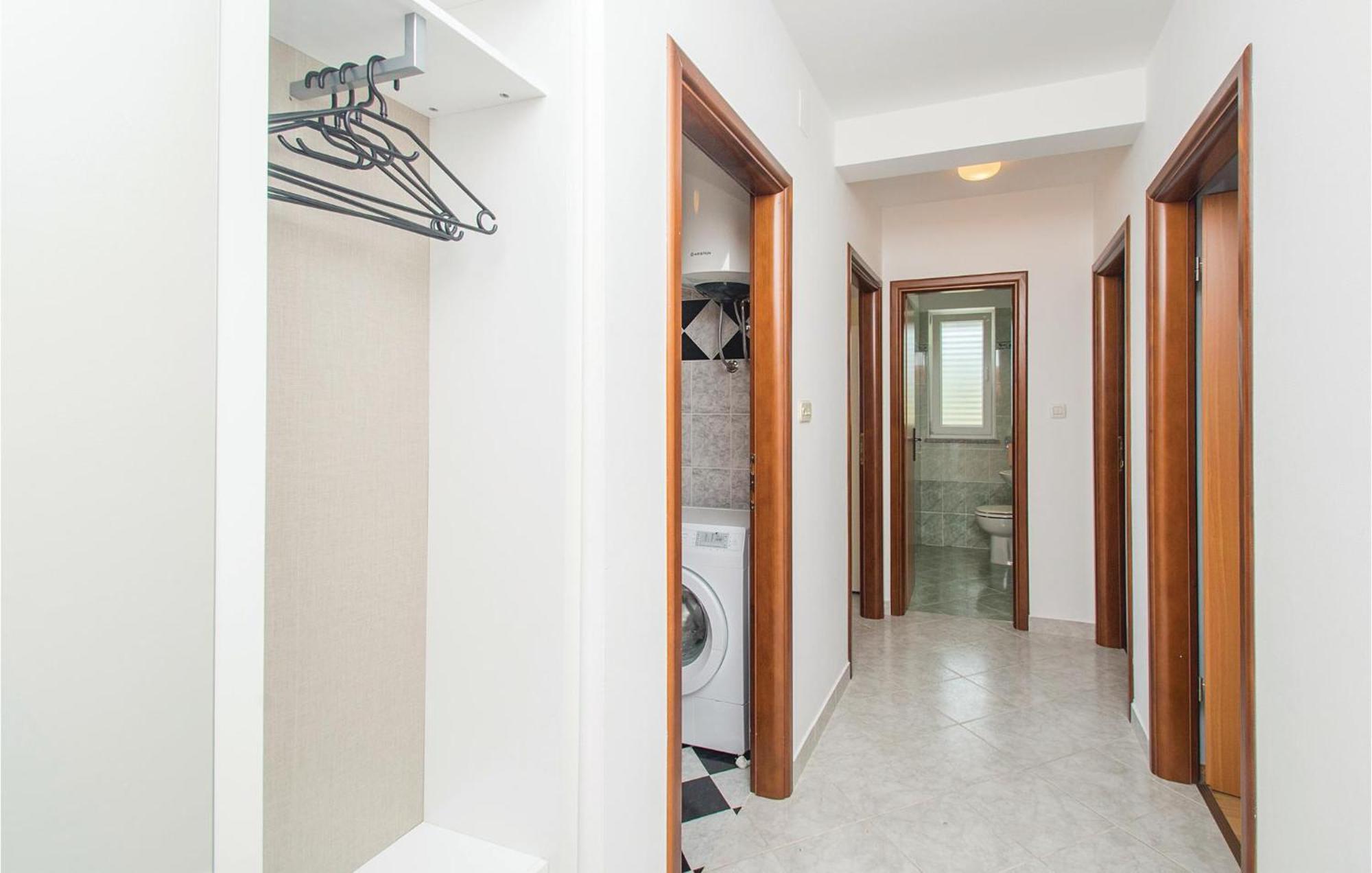 Amazing Apartment In Labin With House Sea View Buitenkant foto